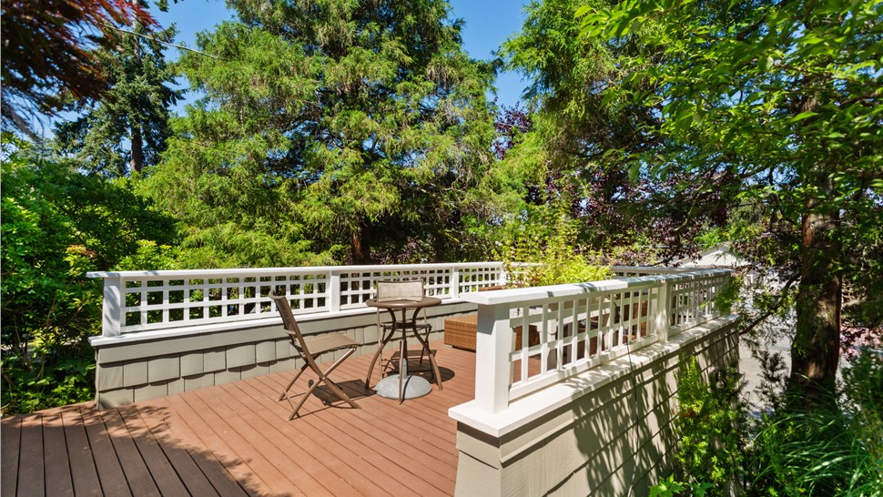 Siding, Siding Project Project in Seattle, WA by Pacific Exteriors LLC