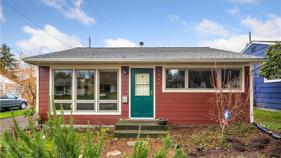 Siding, Siding Project Project in Seattle, WA by Pacific Exteriors LLC