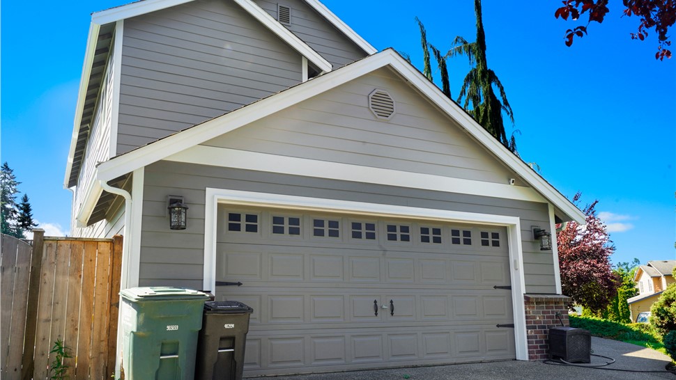 Siding, Siding Project Project in Everett, WA by Pacific Exteriors LLC