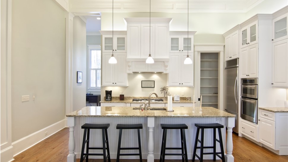 Kitchen Cabinets - Main Photo 2