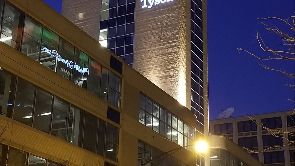 Business Signs Chicago Photo 1