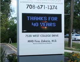 Pylon Signs Photo 52