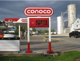 Industries | Petroleum & C-Store Signs Photo 2