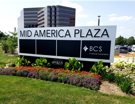 Pylon & Monument, Wayfinding/Post & Panel Signs Project in Oakbrook Terrace, IL by Parvin-Clauss