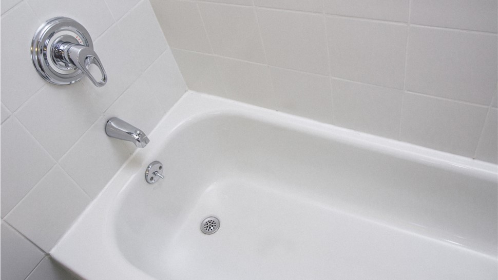 Bathtubs - Replacement Baths Photo 1