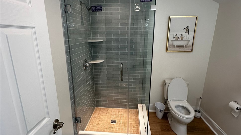 Full Bath Remodel Project in Frankford, DE by Peninsula Bath