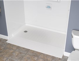 Showers - Barrier Free Showers Photo 41