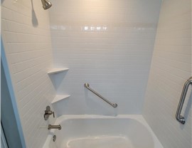 Baths - Tub Shower Combo Photo 54