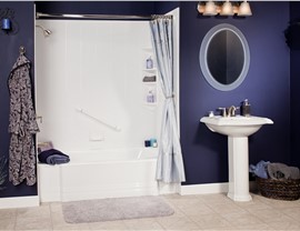 Bathtub Replacement Photo 12