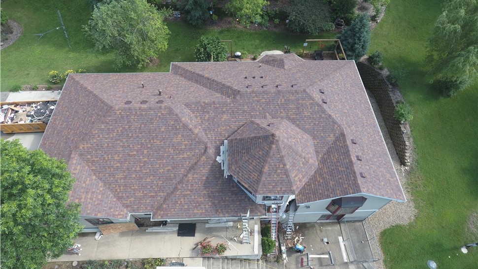 Asphalt Shingles Photo 1