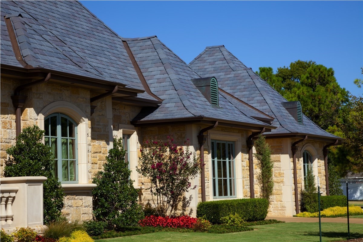 DaVinci Roofscapes Review: Pros, Cons & Benefits of Synthetic Slate & Shake Roofing for Homeowners