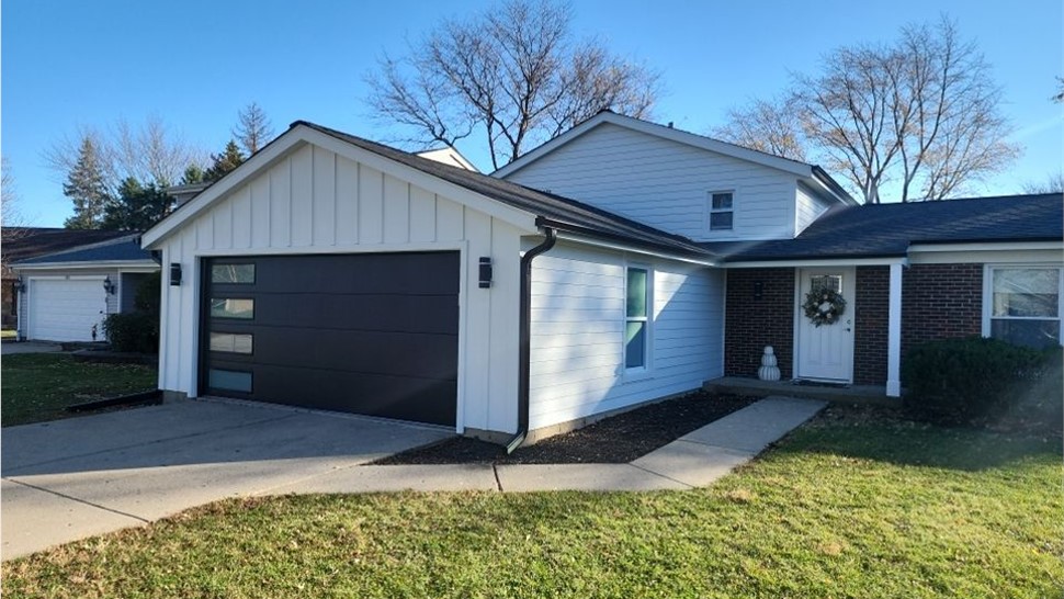 Siding - James Hardie Siding Photo 1