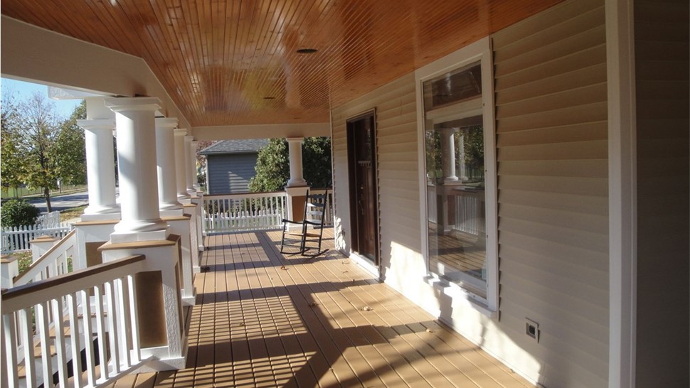 Outdoor Living - Decks Photo 1