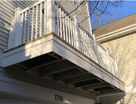 Multi-Family - Balconies and Decks Photo 4