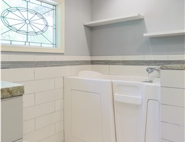 Walk-in Tubs Photo 4