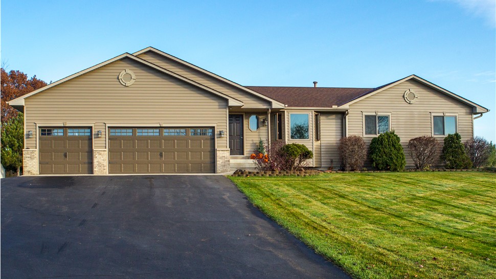 Siding Photo 7