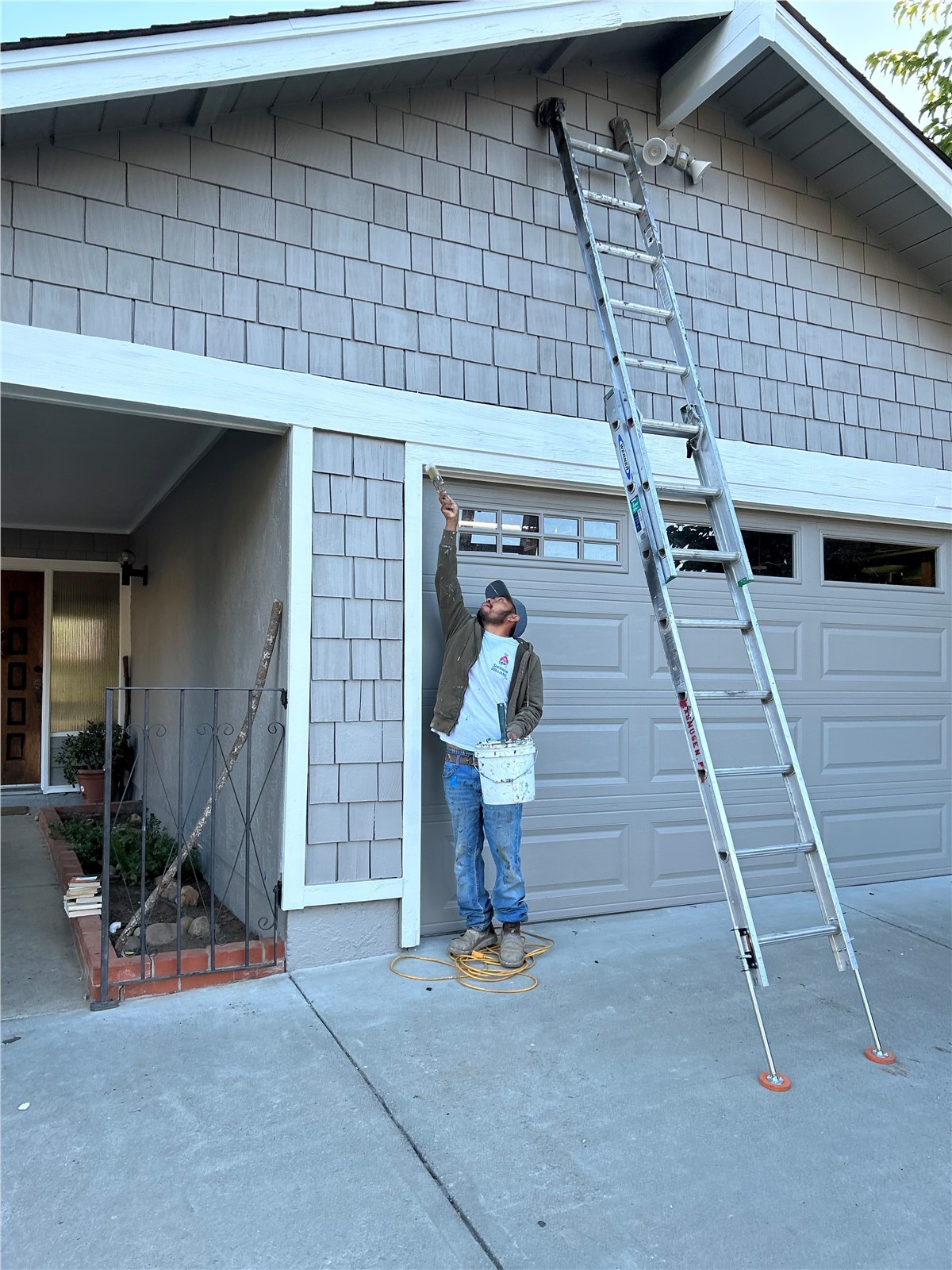 Painting Your Home Exterior During a California Heatwave: Here's What You Need to Know
