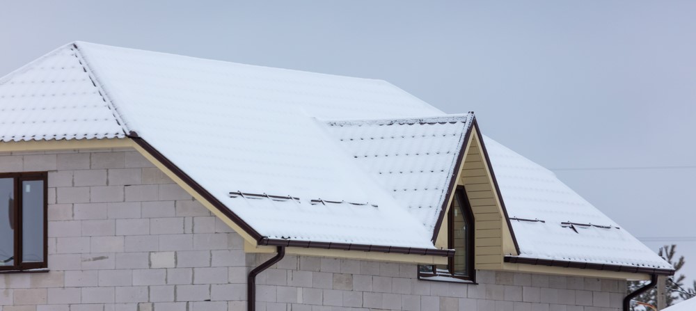 Winter Roofing Safety: What Happens When Crews Work in Snow and Ice?
