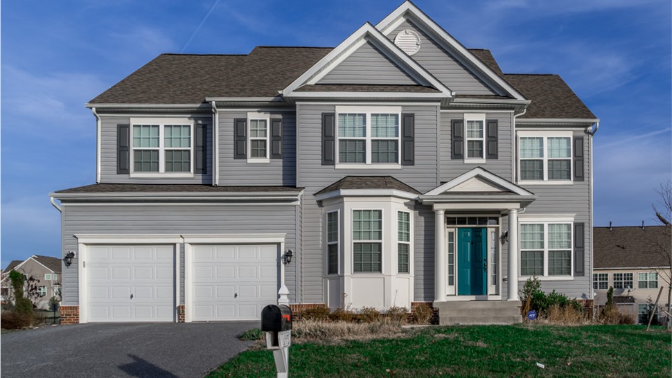 Replacement Windows and Doors Photo 1