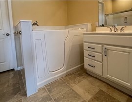 Walk-in Tubs Photo 41