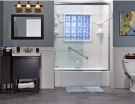 Bathtub Renovation Photo 3