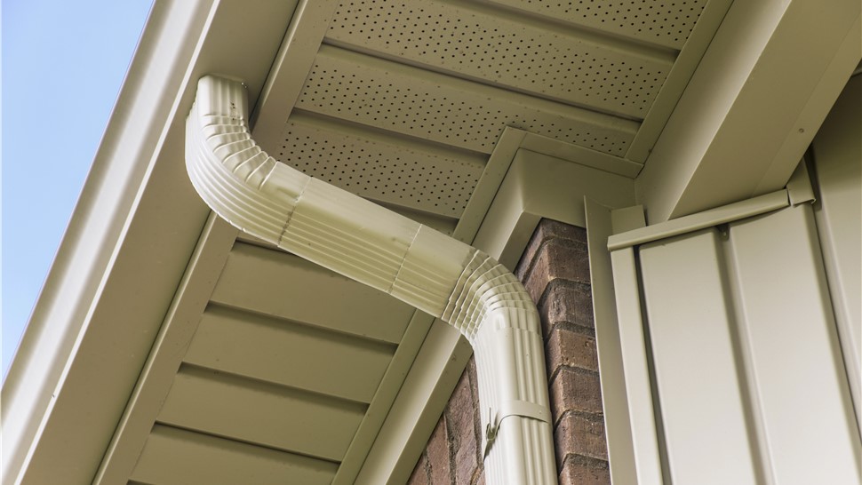 Seamless Gutters Photo 2