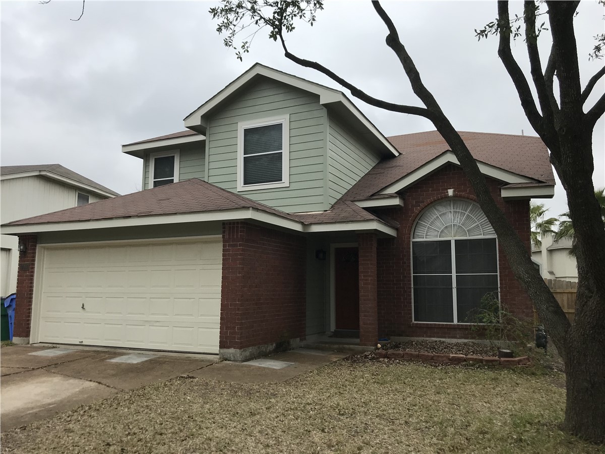 How Central Texas Homeowners Can Protect Their Roofs and Exteriors Before Winter