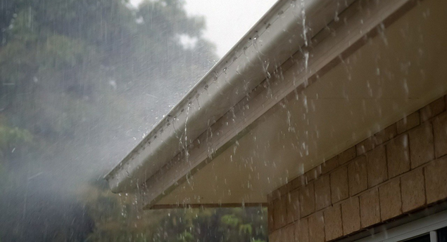 How Do Rain Gutters Affect Roof Health?