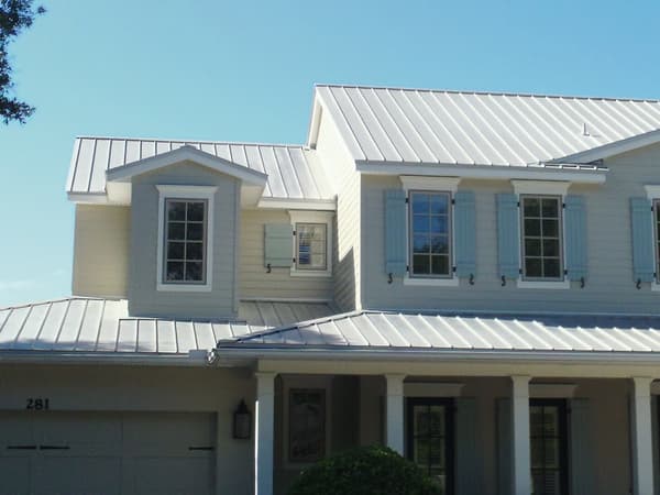 A beautiful Galvalume metal roof 