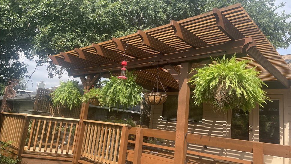 Outdoor Living Photo 7