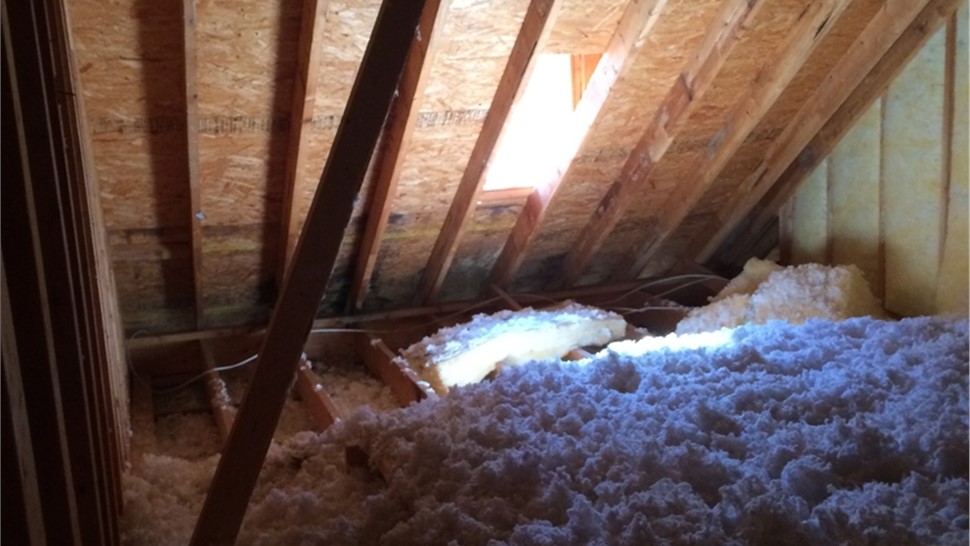 Roofing - Attic Insulation Photo 3