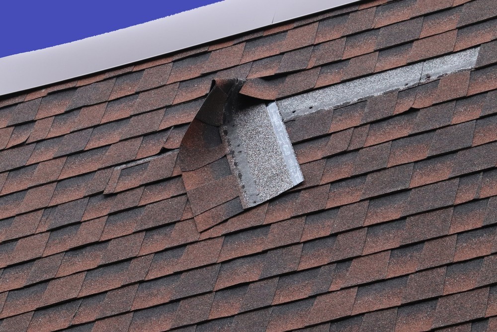 Columbus Roofs Face Wind Gusts Over 40 MPH During Fall Storms—Enough to Lift Shingles or Expose Underlayment