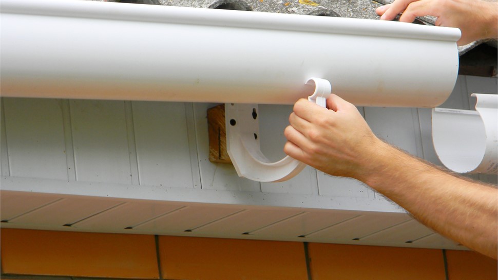 Gutter Repair Photo 1