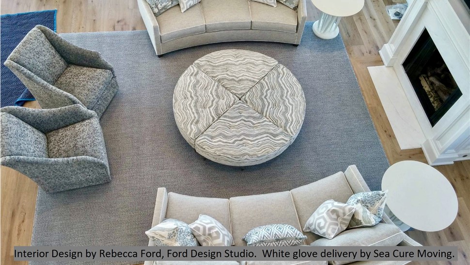 Interior Decorator Delivery Photo 1