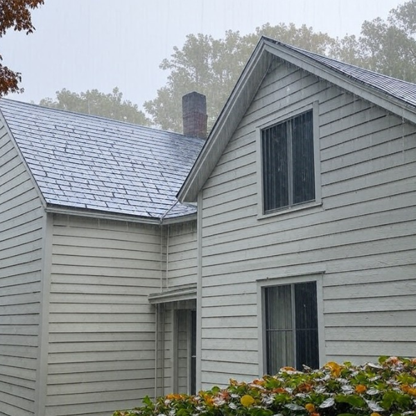 An image of concrete fiber siding protecting a home from extreme weather in San Antonio.