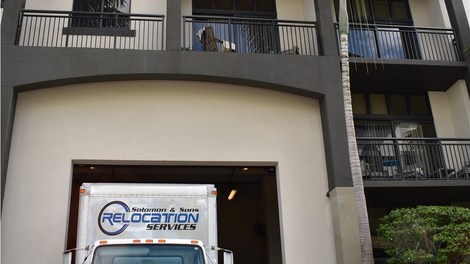 Moving Out of Florida Apartment - Truck