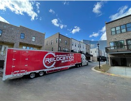 Apartment Moving truck in Florida town