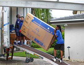 Loading South Florida apartment moving truck
