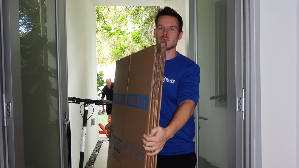 Miami movers professionally packing household belongings