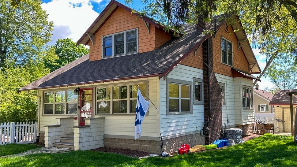 Siding Project in Lockport, IL by Stan's Roofing & Siding