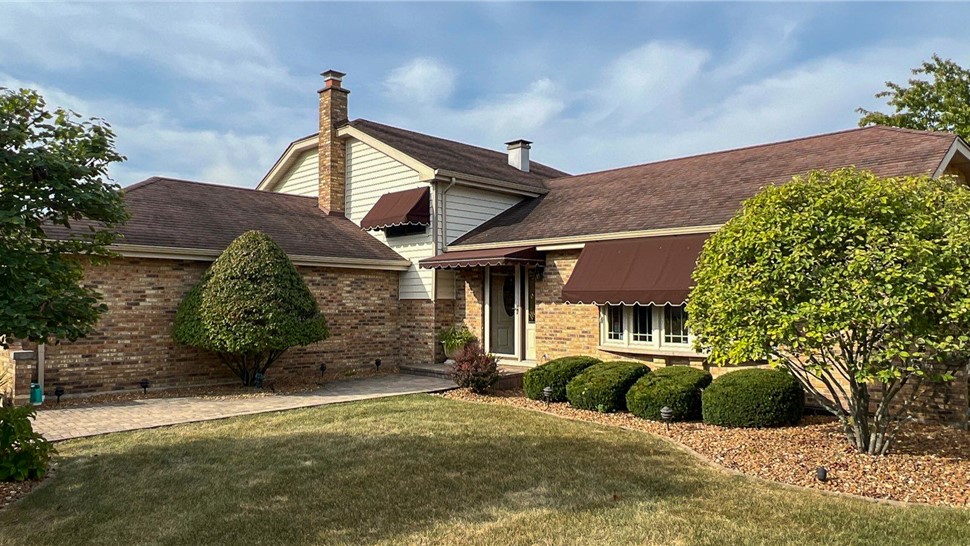 Roofing Project in Tinley Park, IL by Stan's Roofing & Siding