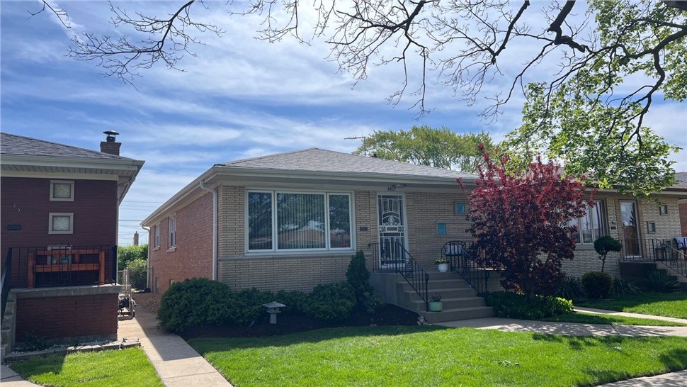 Roofing Project in Chicago, Illinois by Stan's Roofing & Siding