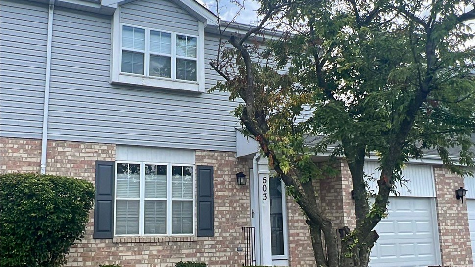 Siding Project in Romeoville, IL by Stan's Roofing & Siding