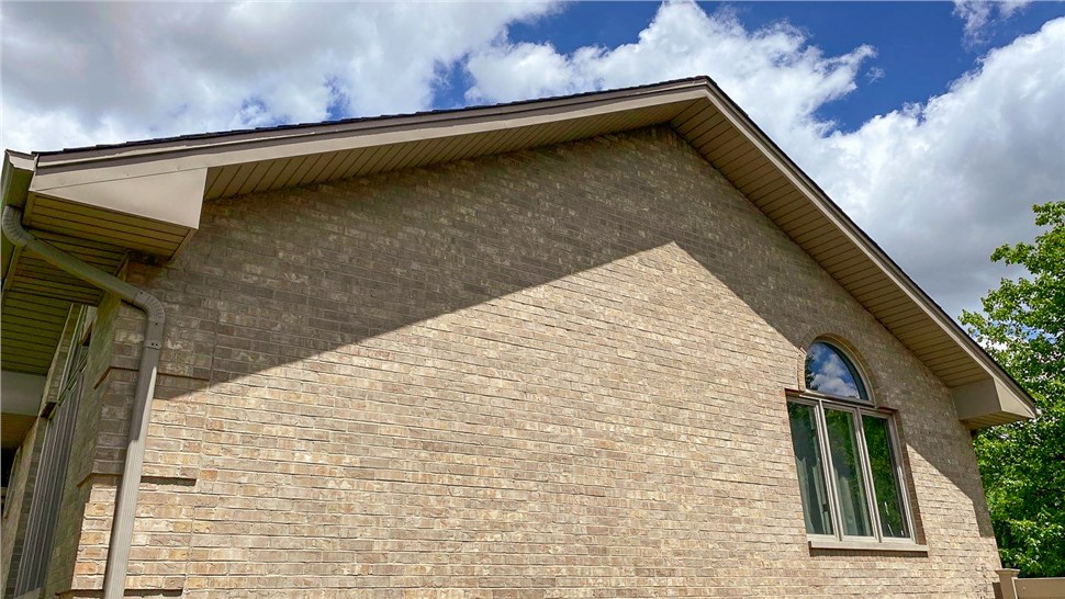 Soffit and Fascia Project in Oak Forest, IL by Stan's Roofing & Siding