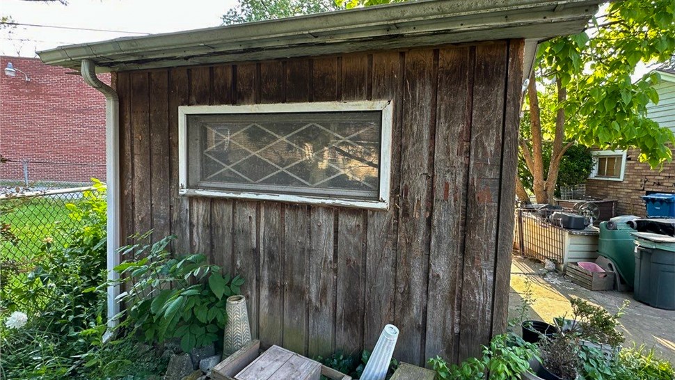 Gutters, Siding, Soffit and Fascia Project in Midlothian, IL by Stan's Roofing & Siding