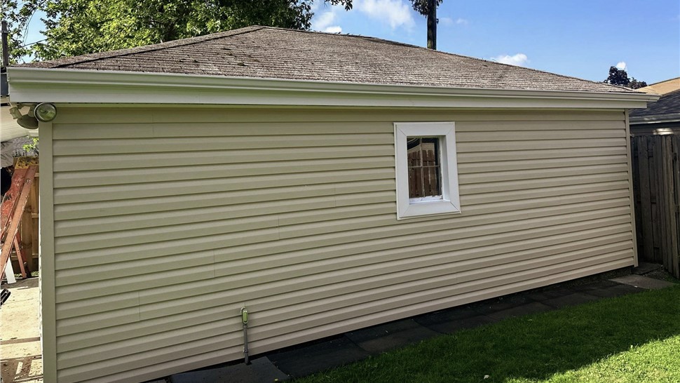 Gutters, Siding, Soffit and Fascia Project in Oak Lawn, Illinois by Stan's Roofing & Siding