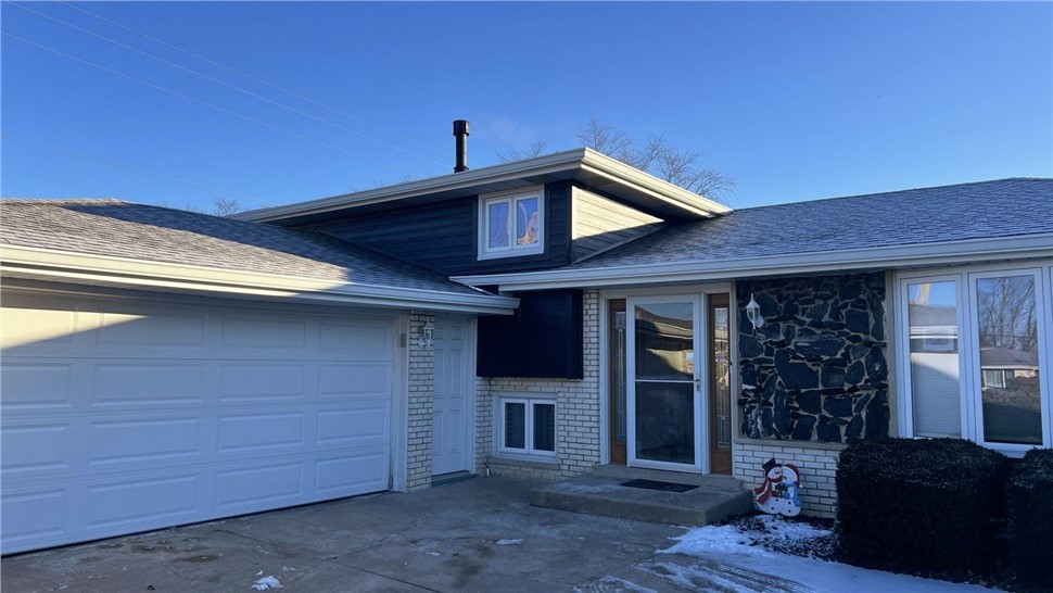 Siding Project in Orland Park, IL by Stan's Roofing & Siding