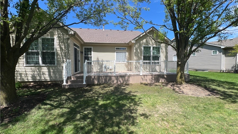 Decks Project in Crest Hill, IL by Stan's Roofing & Siding