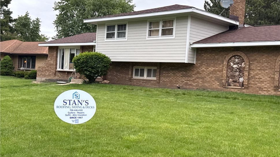 Siding Project in Lockport, Illinois by Stan's Roofing & Siding