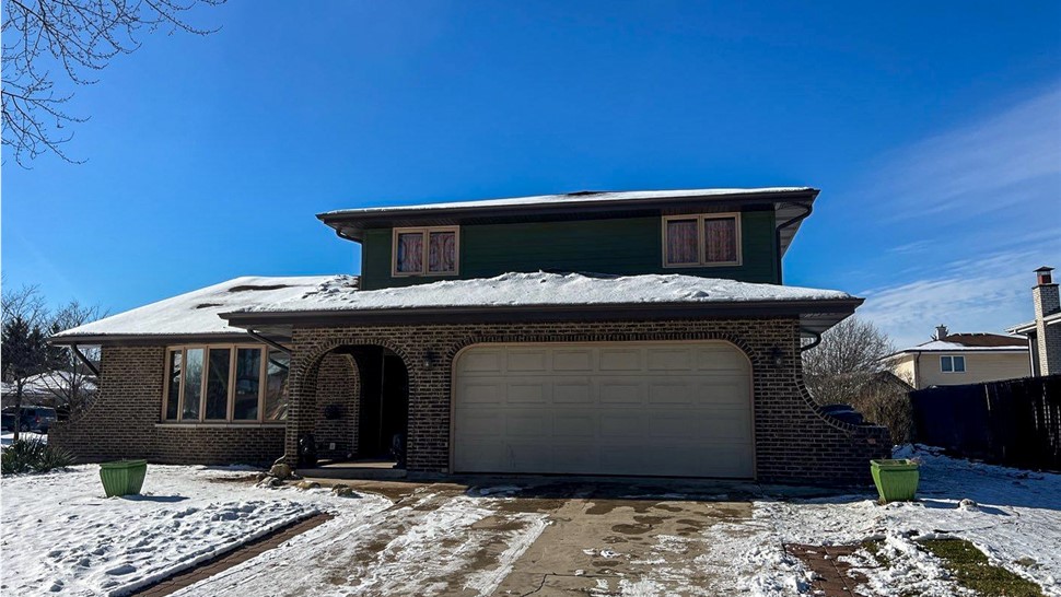 Doors, Gutters, Siding, Soffit and Fascia Project in Orland Park, IL by Stan's Roofing & Siding